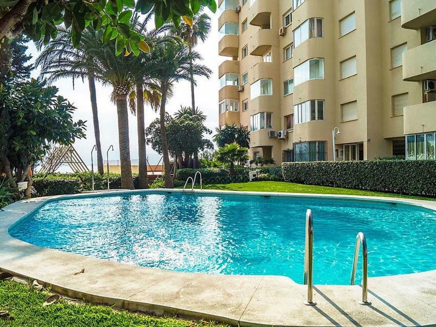 Urbanizacion Puerto Paraiso Estepona Exterior foto